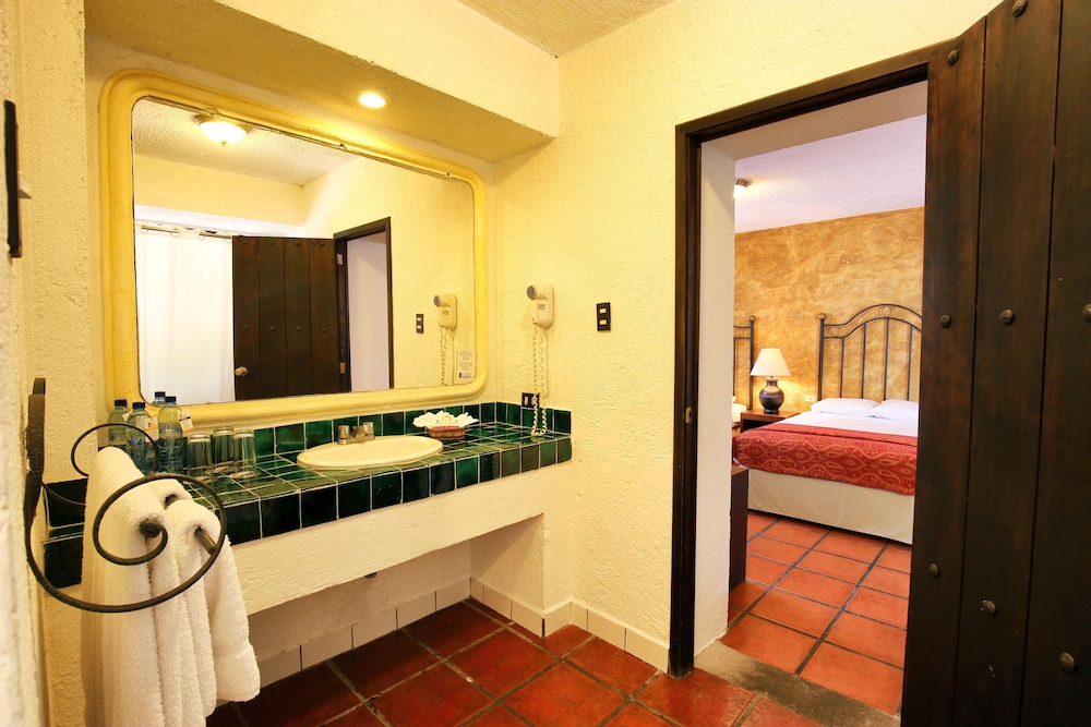 VILLA COLONIAL 49/49
