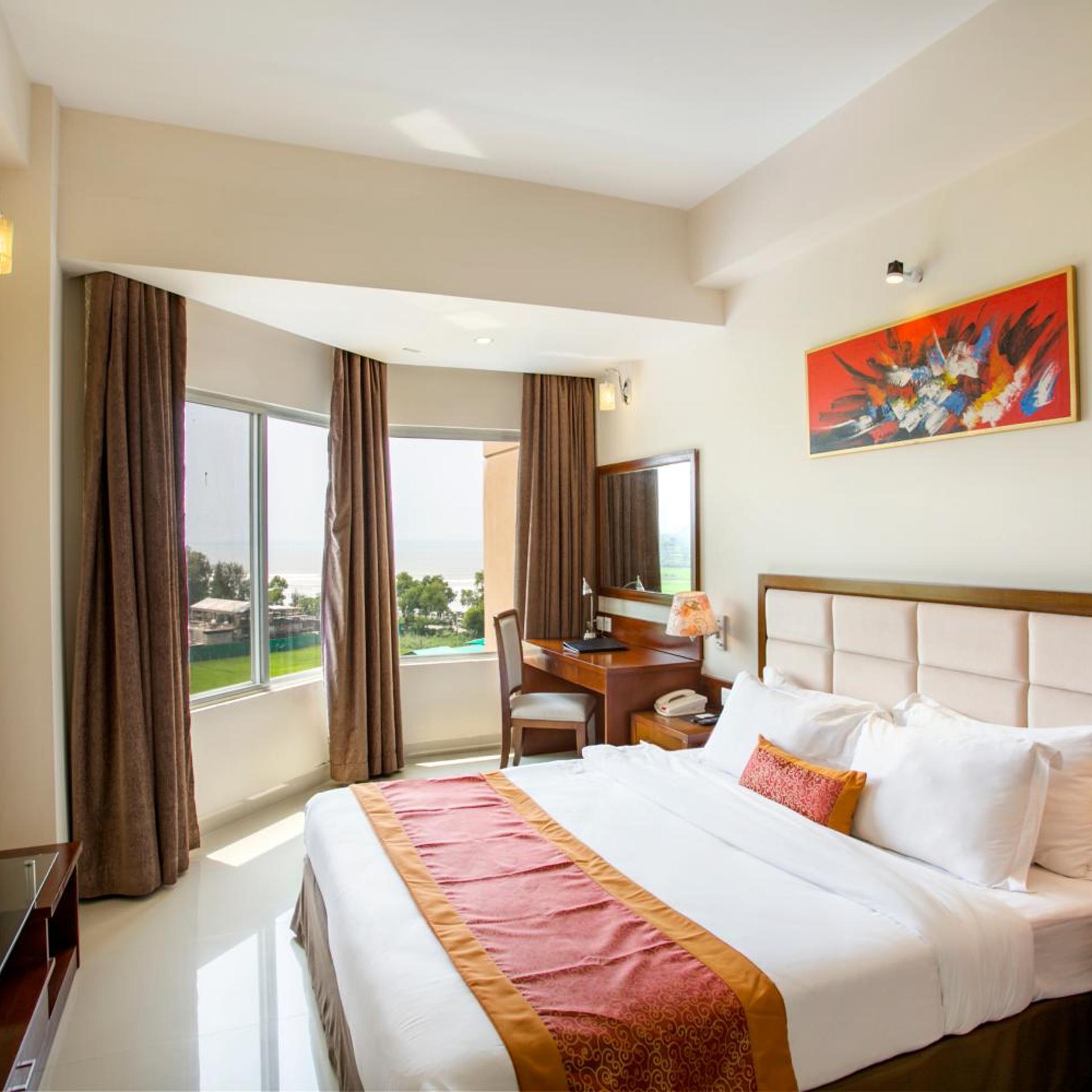 Royal Tulip Sea Pearl Beach Resort & Spa 21/64