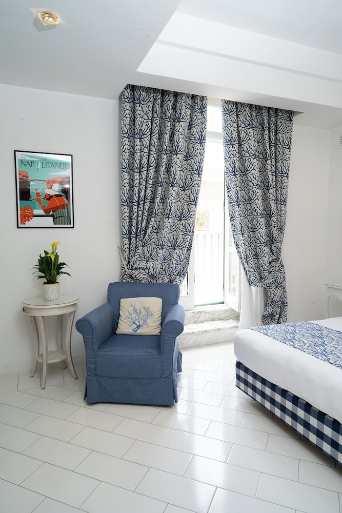 La Ciliegina Lifestyle Hotel 56/77