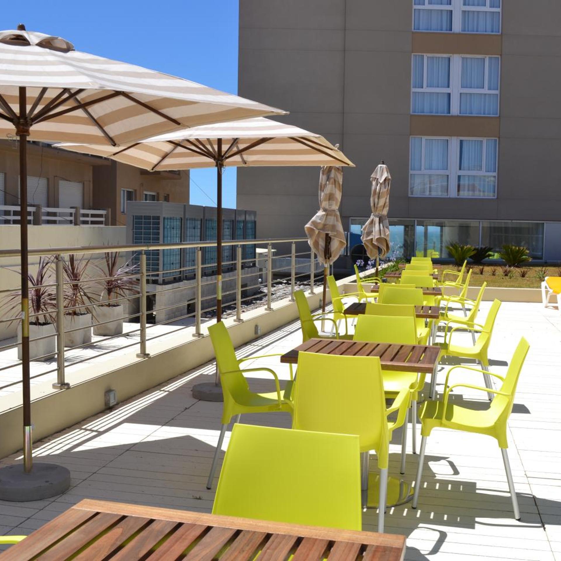 Hotel Oscar Lescano 45/50