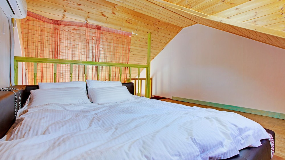 Gyeongju B House Pension 25/50