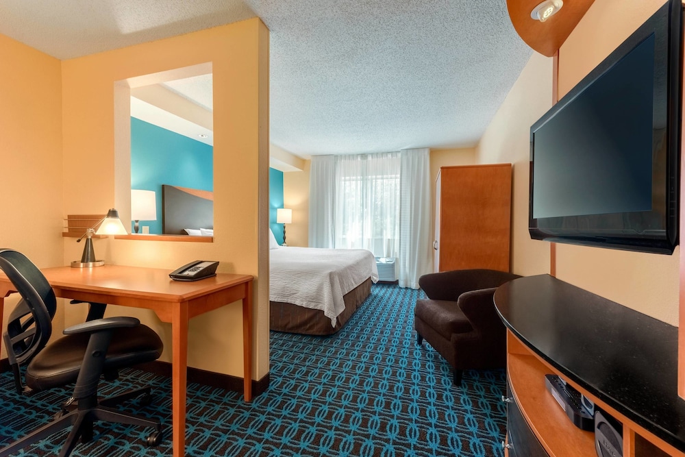 Fairfield Inn Suites Stevens Point 13/27