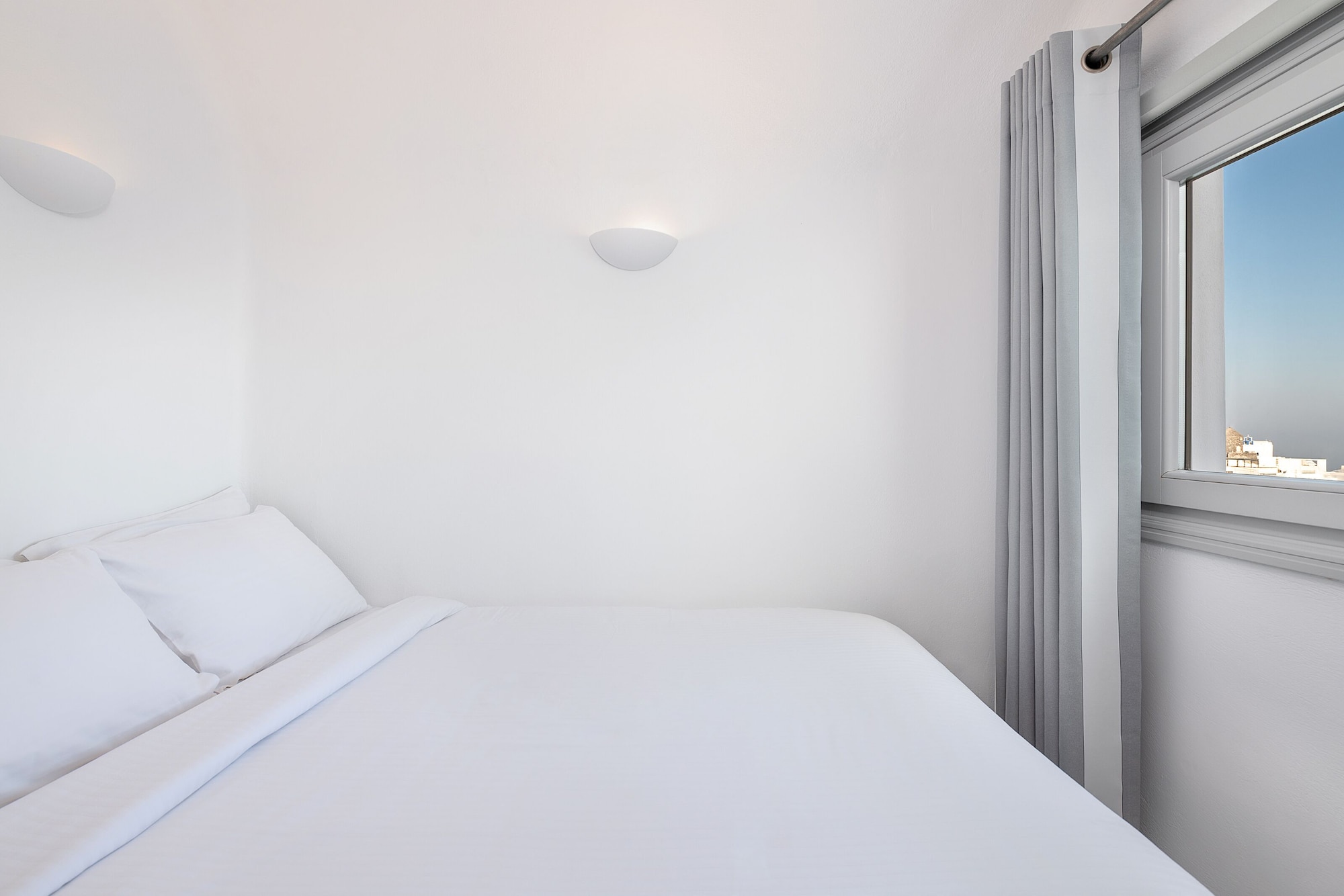 ROOM, DOUBLE BED, CALDERA VIEW