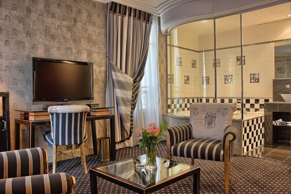 Villa Lutece Port Royal Hotel 37/39