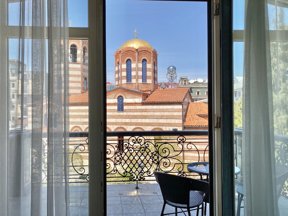 Hotel O. Galogre 61/64