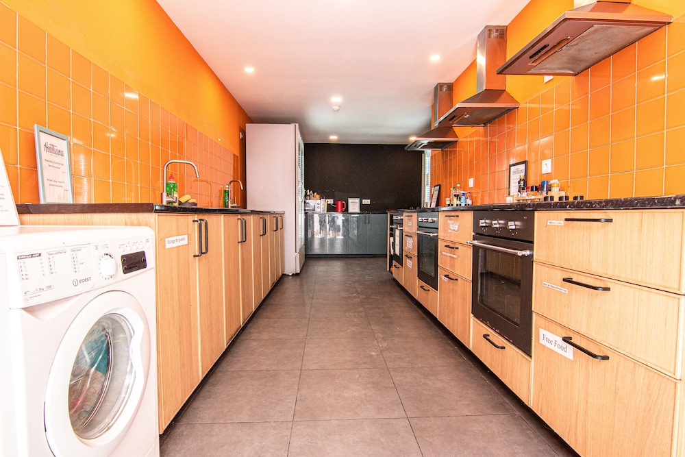 Hostellicious 4/61