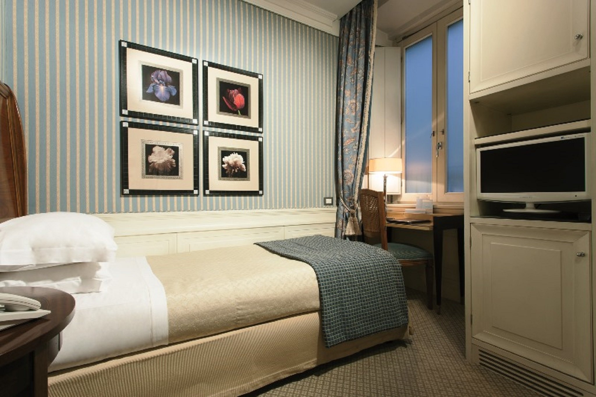 Stendhal Hotel 7/34