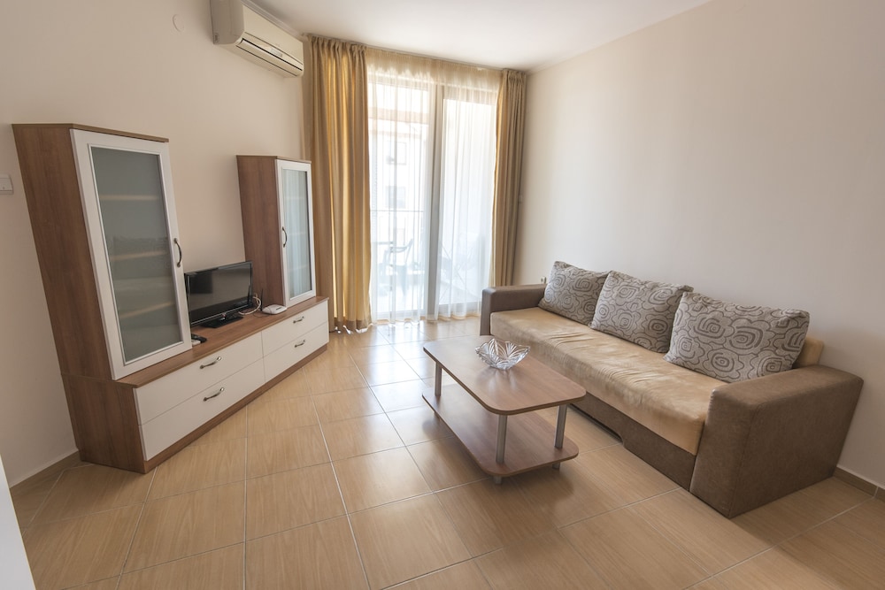 Apollon Apartments 18/41