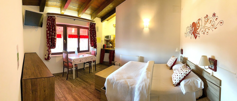 Villa ai Tigli 16/50