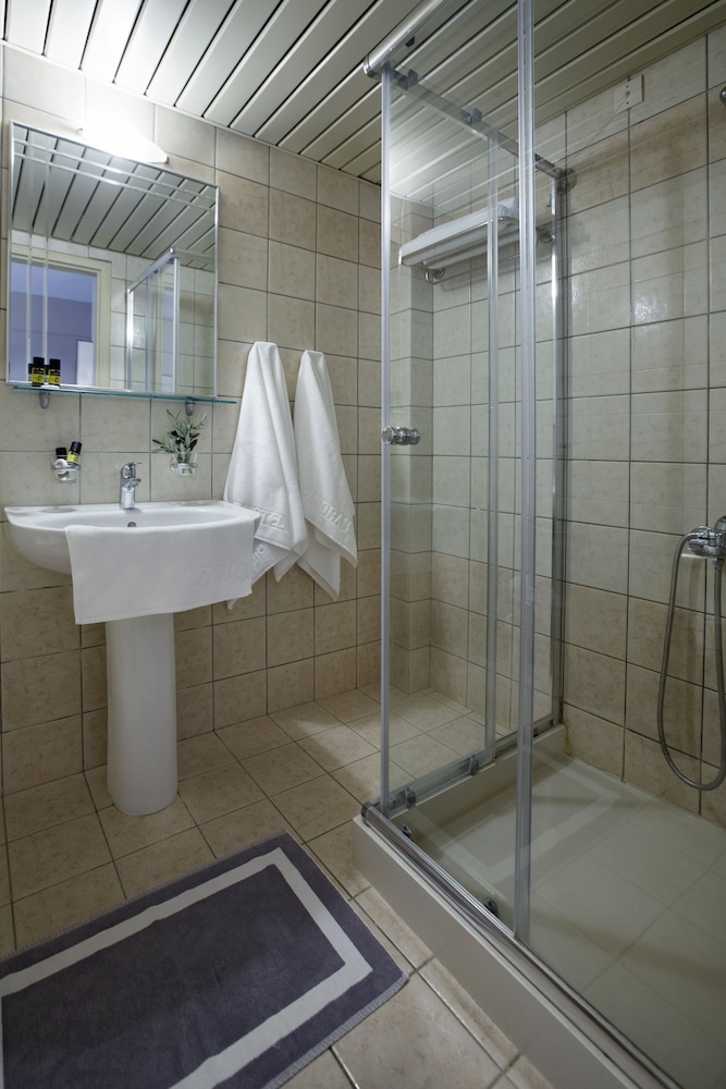 SUITE, SEA VIEW