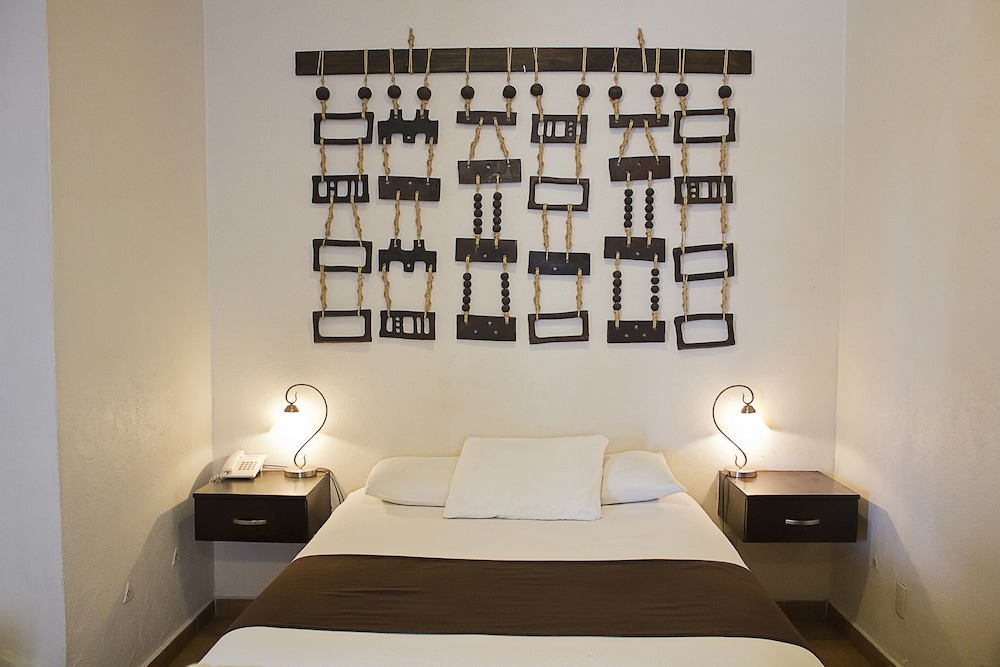SUITES SOFIA 46/74