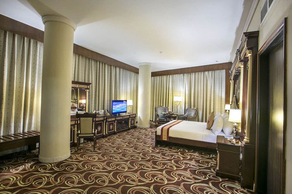 ROSE VIEW HOTEL 8/64