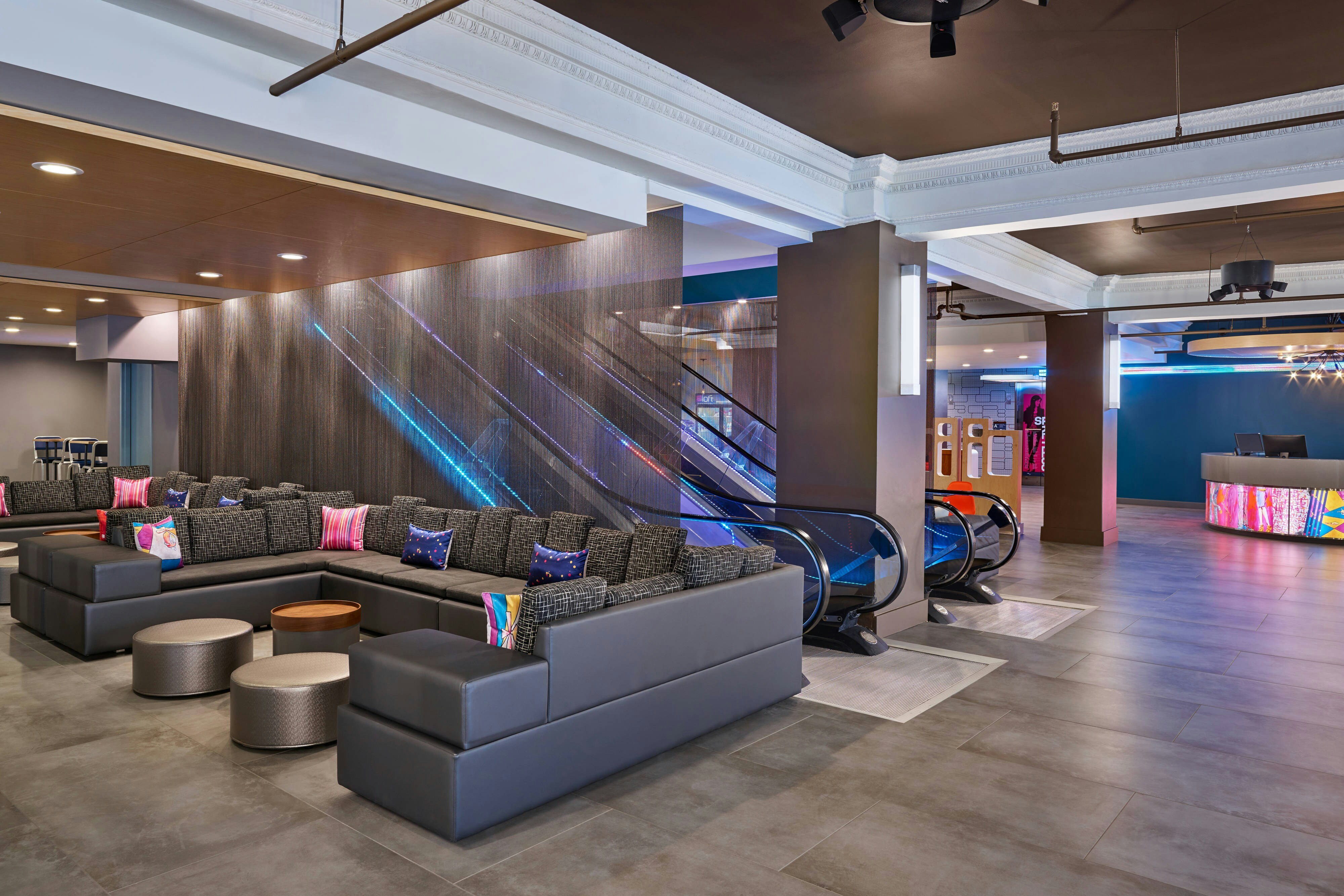 ALOFT HOUSTON DOWNTOWN 6/14