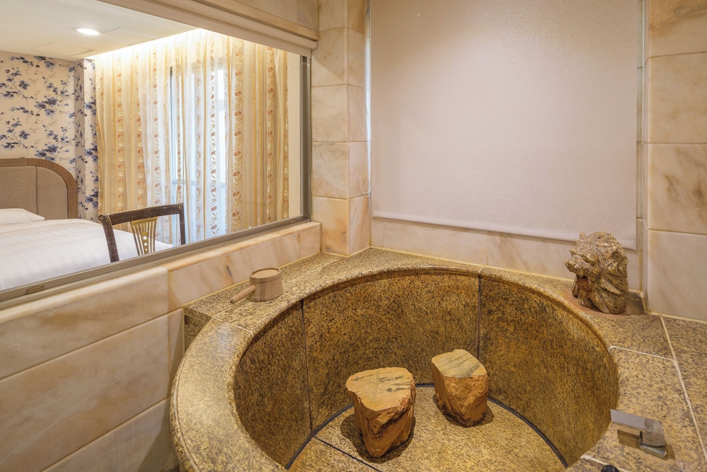 Grand Pleasure Spring Hotel 28/50