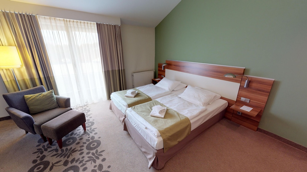 Mercure Tagungs & Landhotel Krefeld 19/70