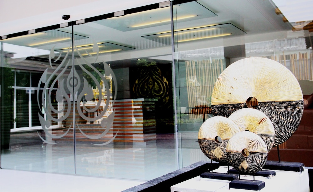 Metro Hotel & Spa 26/37