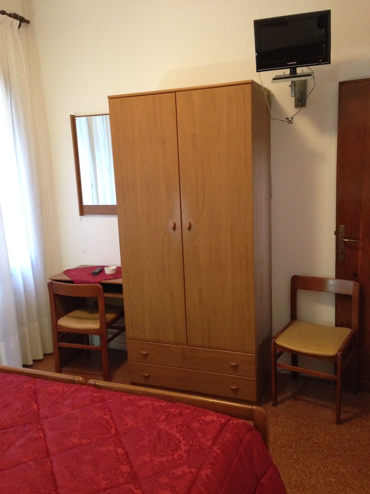 Hotel Caprera 19/23