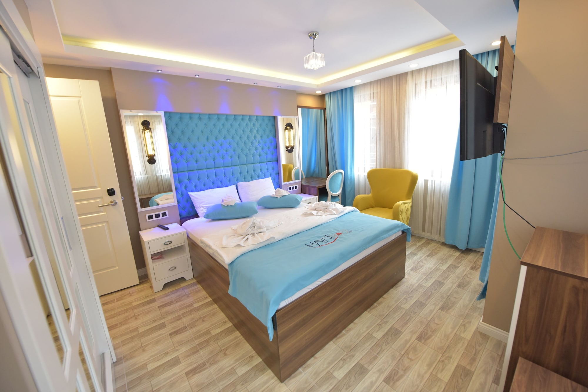 STANDARD, DOUBLE BED