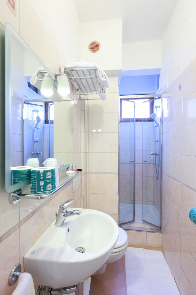 Albergo Al Carugio 46/50