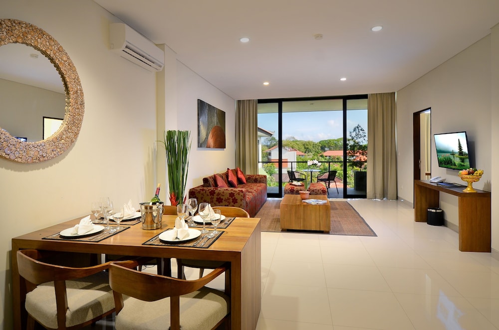 Taksu Sanur Hotel 61/76