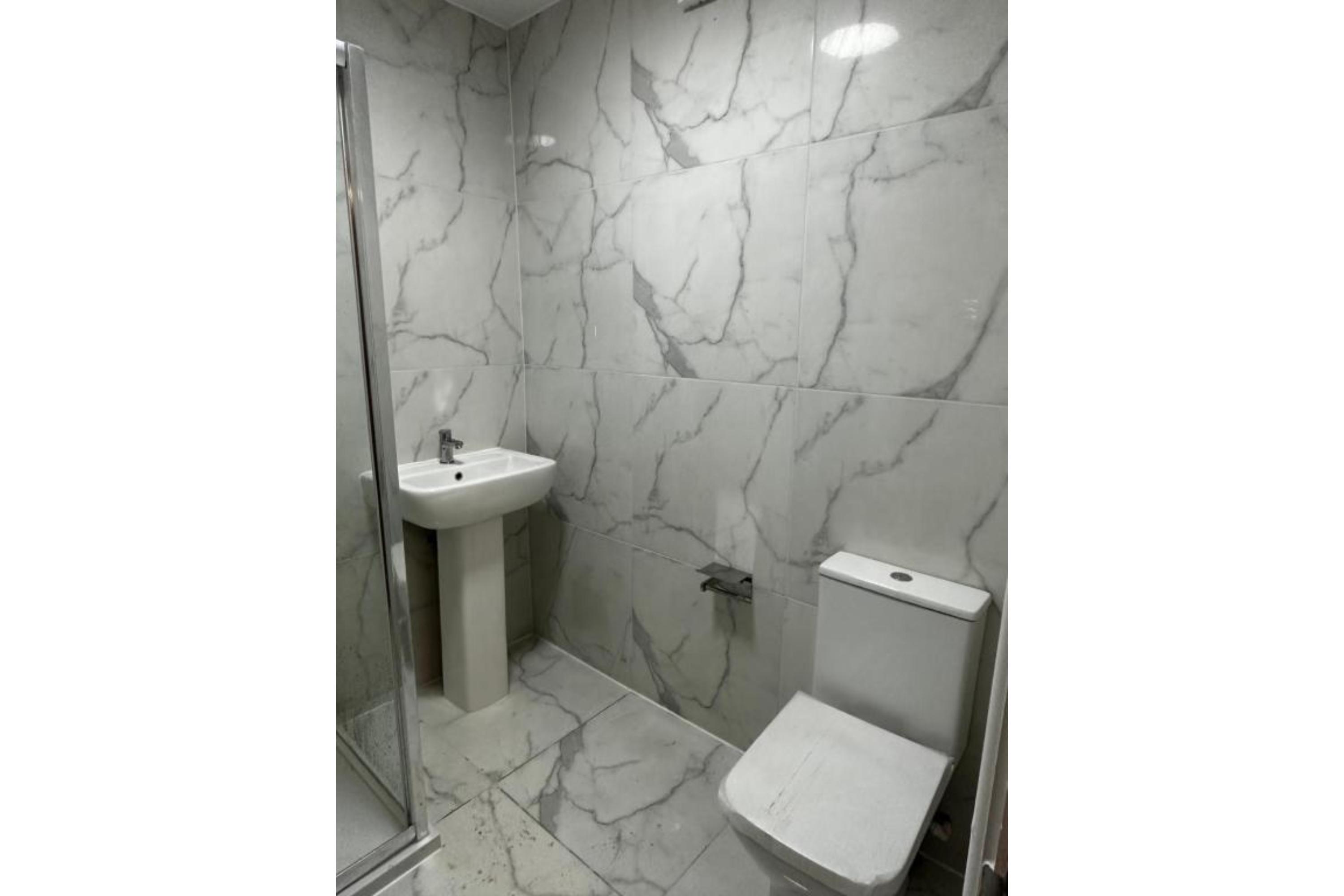 OYO Cheetham Hill Guest House 28/32