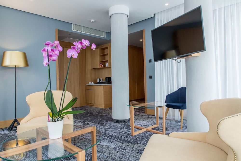 Swissotel Sarajevo 52/65