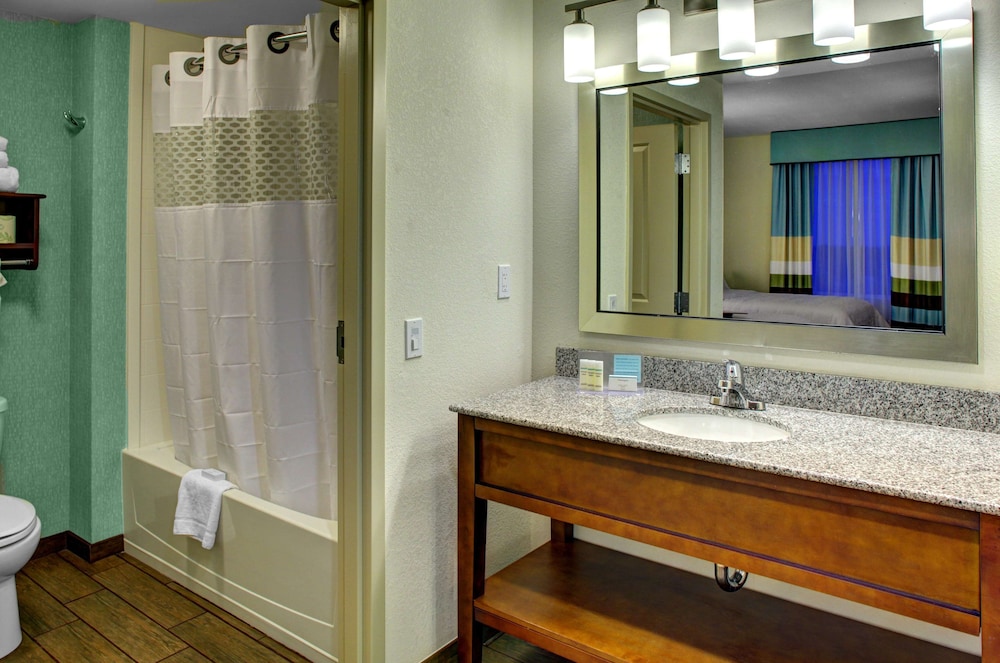 Hampton Inn & Suites Coconut Creek 20/49