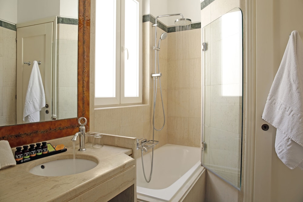 Siora Vittoria Boutique Hotel 45/48