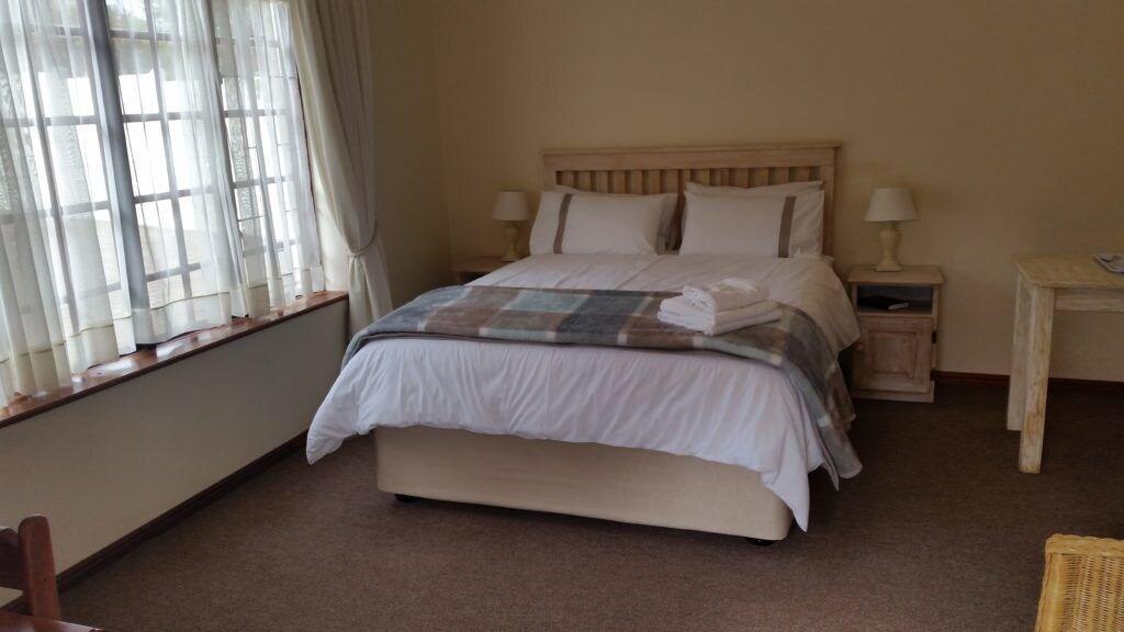 Green Pastures Bed and Breakfast 5/44
