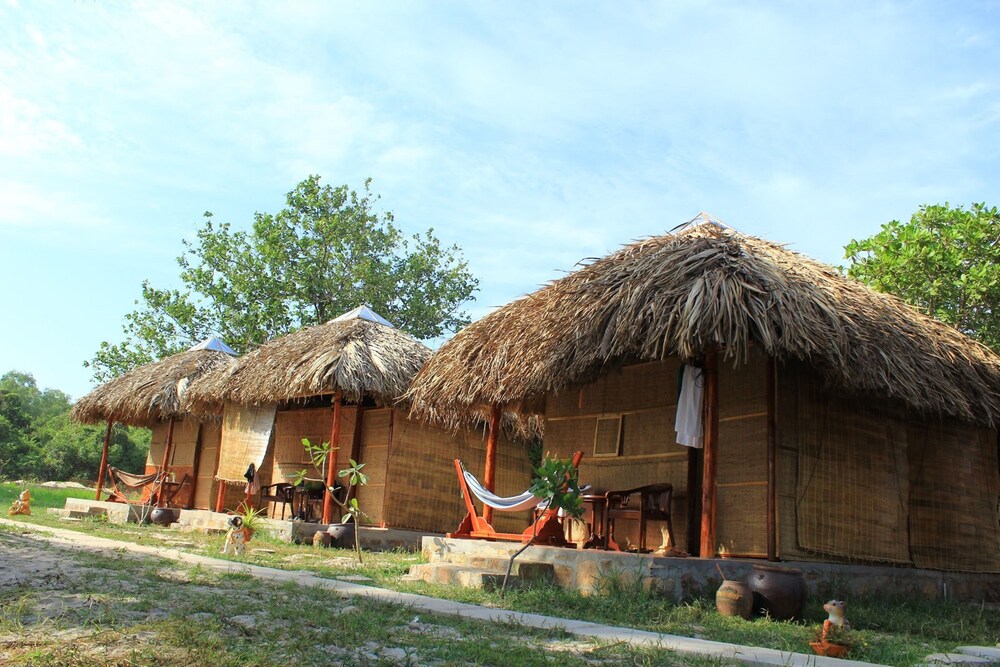 Vung Bau Resort 45/66