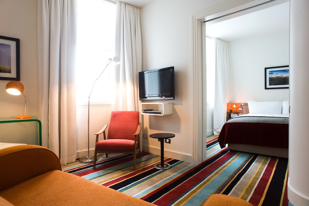 Hotel DeBrett 23/67
