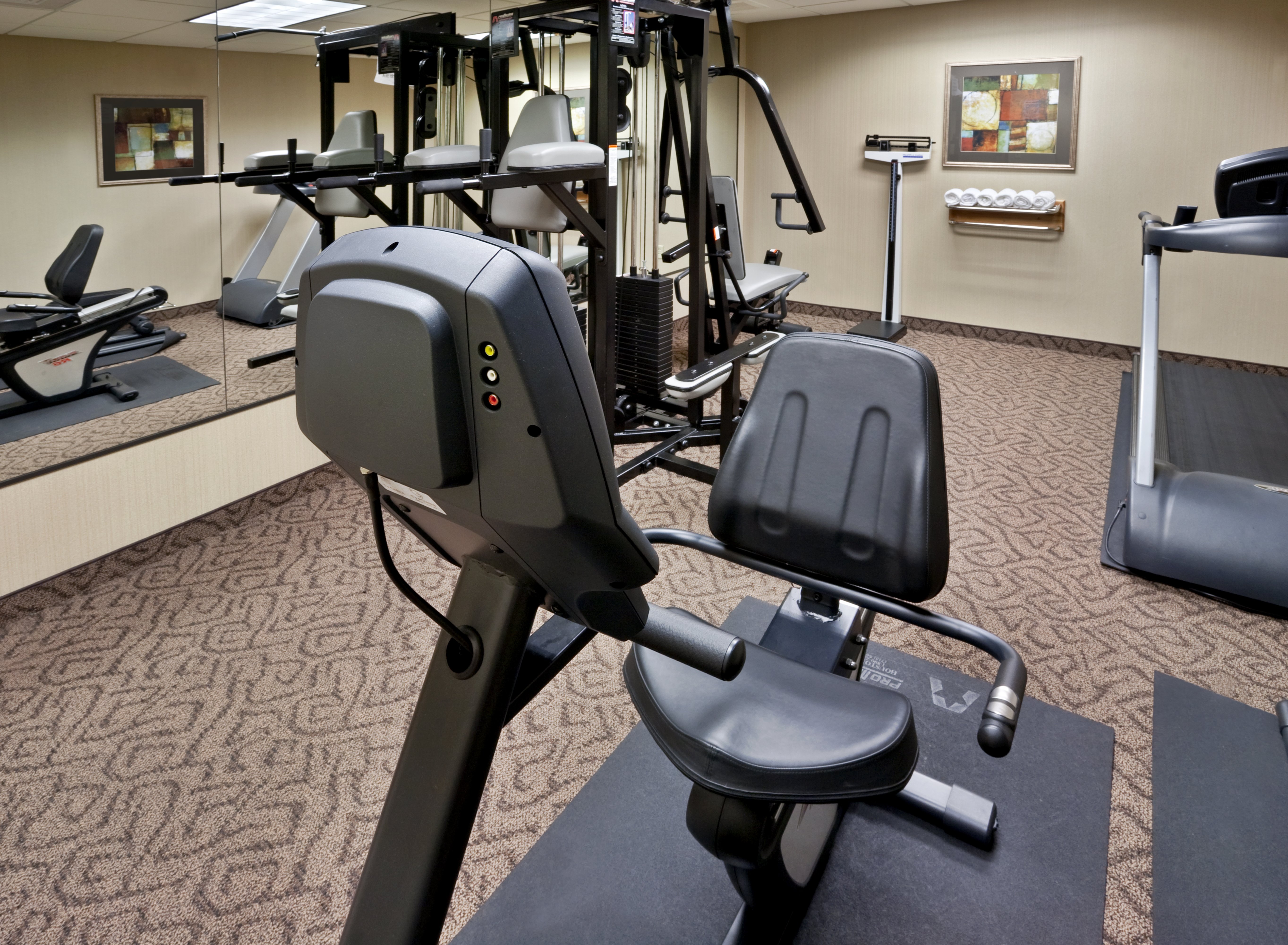 Holiday Inn Express & Suites Nampa - Idaho Center 48/78