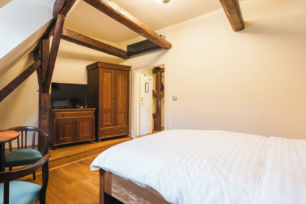 Hotel Latran 17/52