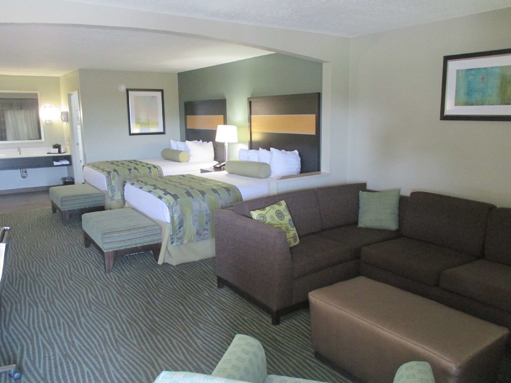 Best Western Executive Suites 22/38