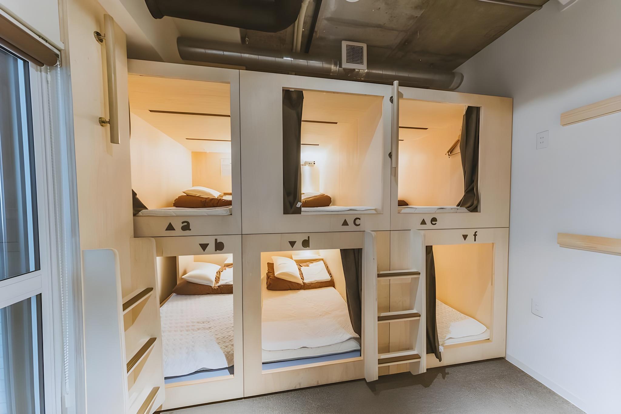 Female Dorm, Female Only, 2 Double Beds