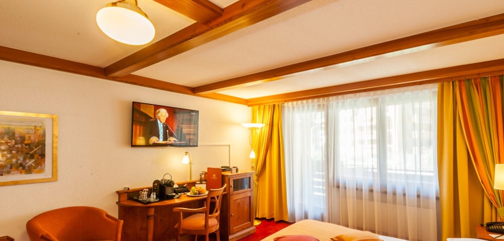 National Zermatt Hotel 35/50