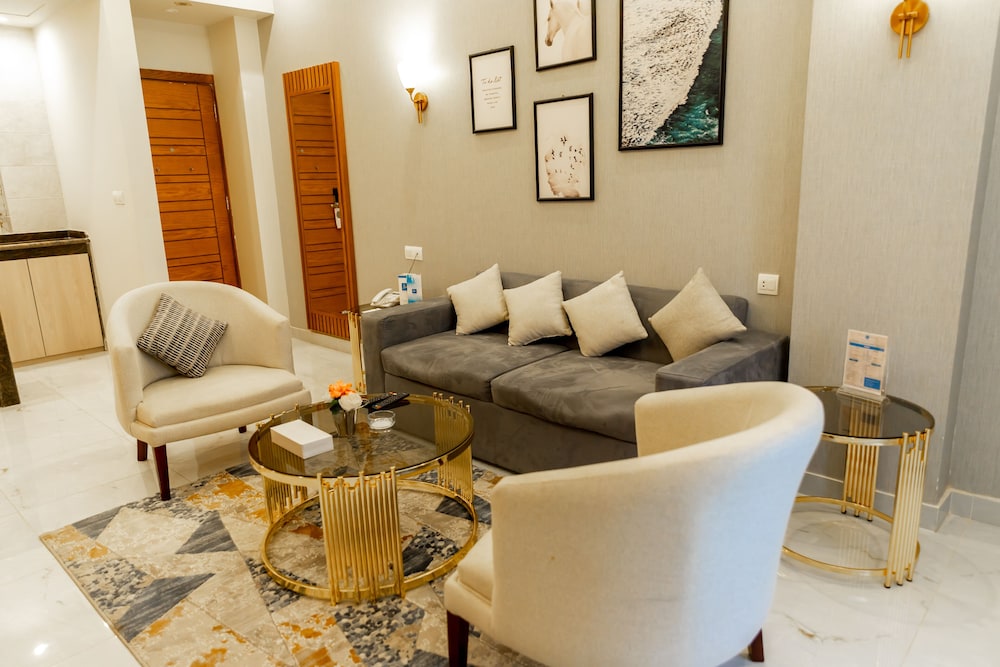 Lamar Azur Hotel 19/39