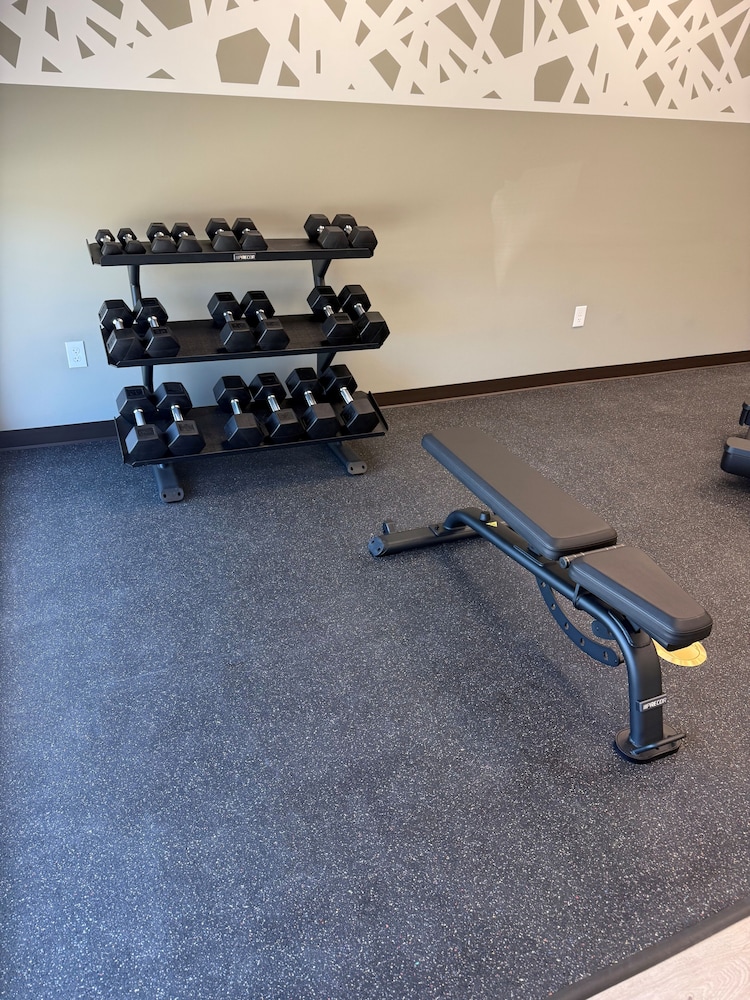 Sleep Inn & Suites Savannah Tennessee Riverfront 27/50