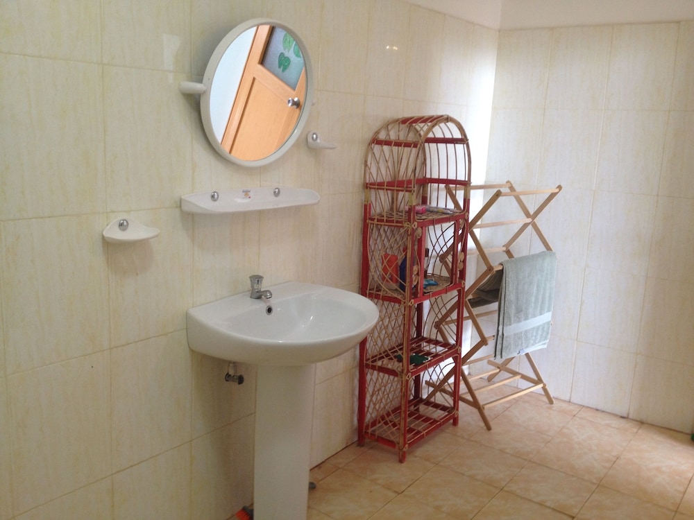 Marigold Beach House 25/27