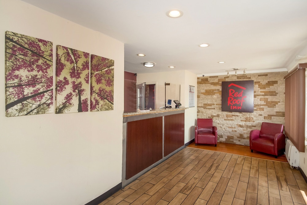 Red Roof Inn Santee 18/49