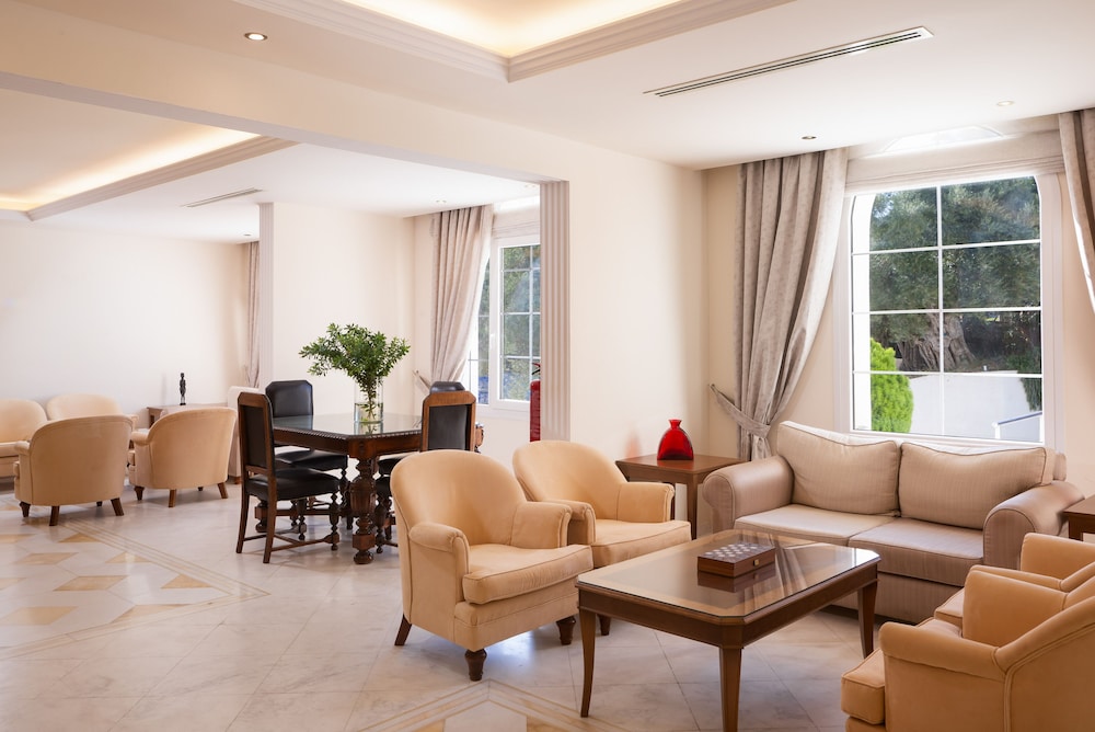 Avalon Palace Hotel by GHH 55/70