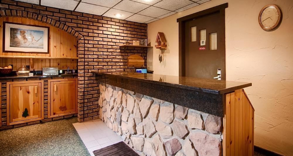 CENTERSTONE RESORT LAKE-AIRE 8/59