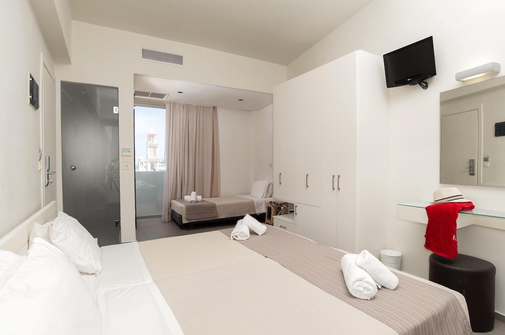 Atlantis Boutique City Hotel 24/69