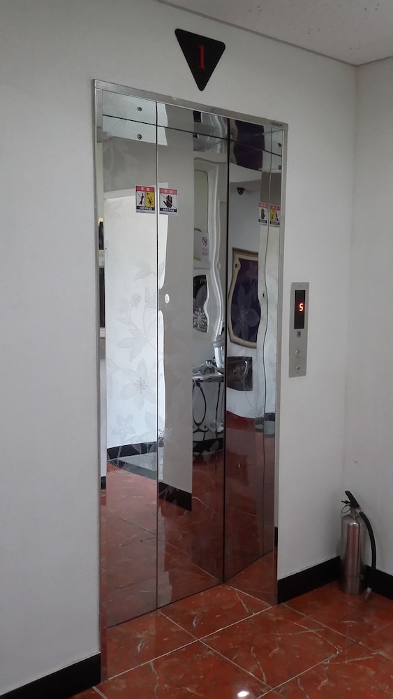 Hera Hotel 14/26