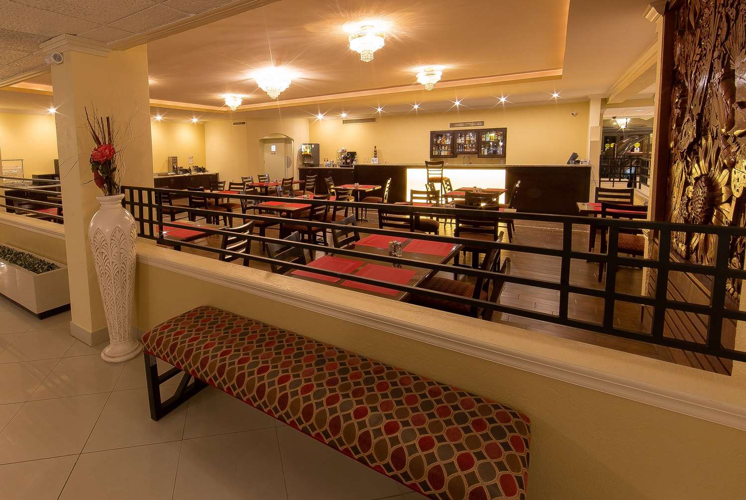 Ramada By Wyndham Houston Intercontinental Airport East 24/33