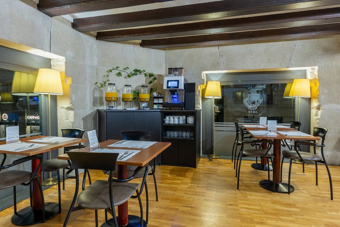 Hotel Suizo 48/55