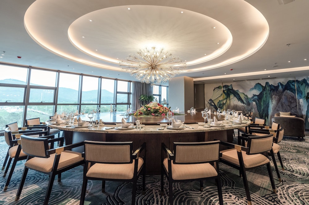 Holiday Inn Resort Maoshan Hot-Spring 54/69