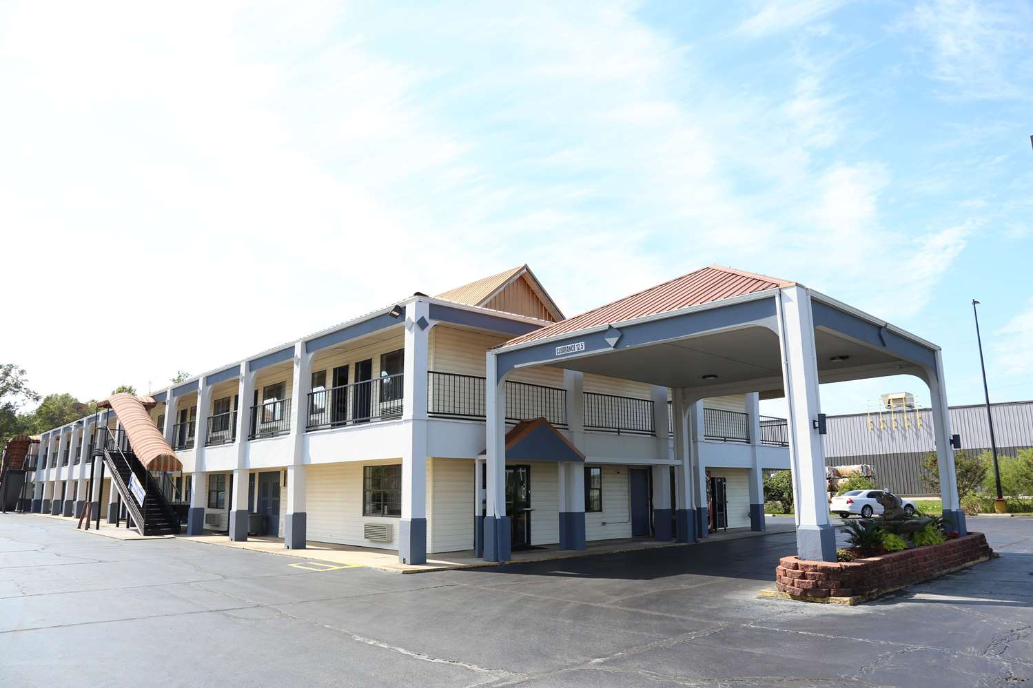 Days Inn by Wyndham Monroe 3/19
