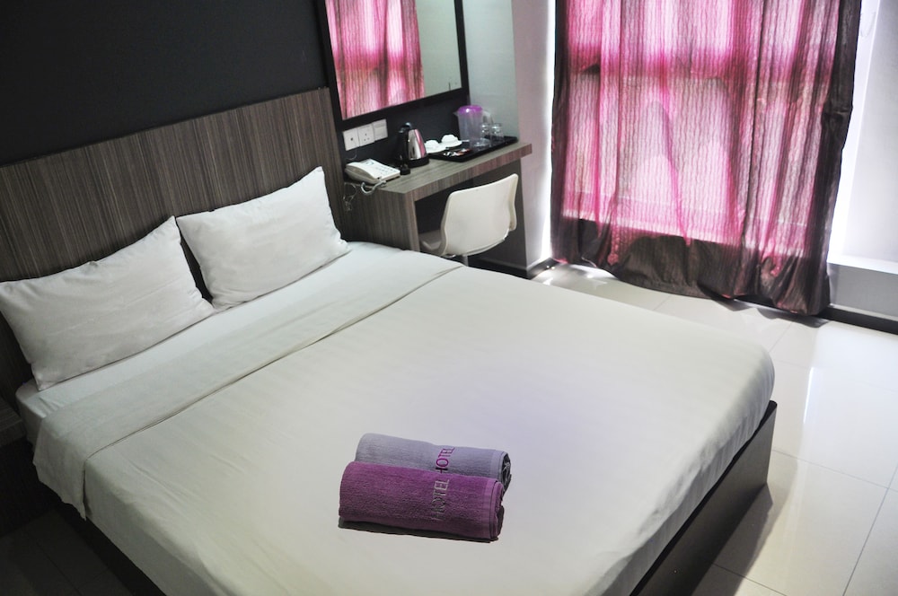 Hotel 99 - Bandar Botanik Klang 17/65