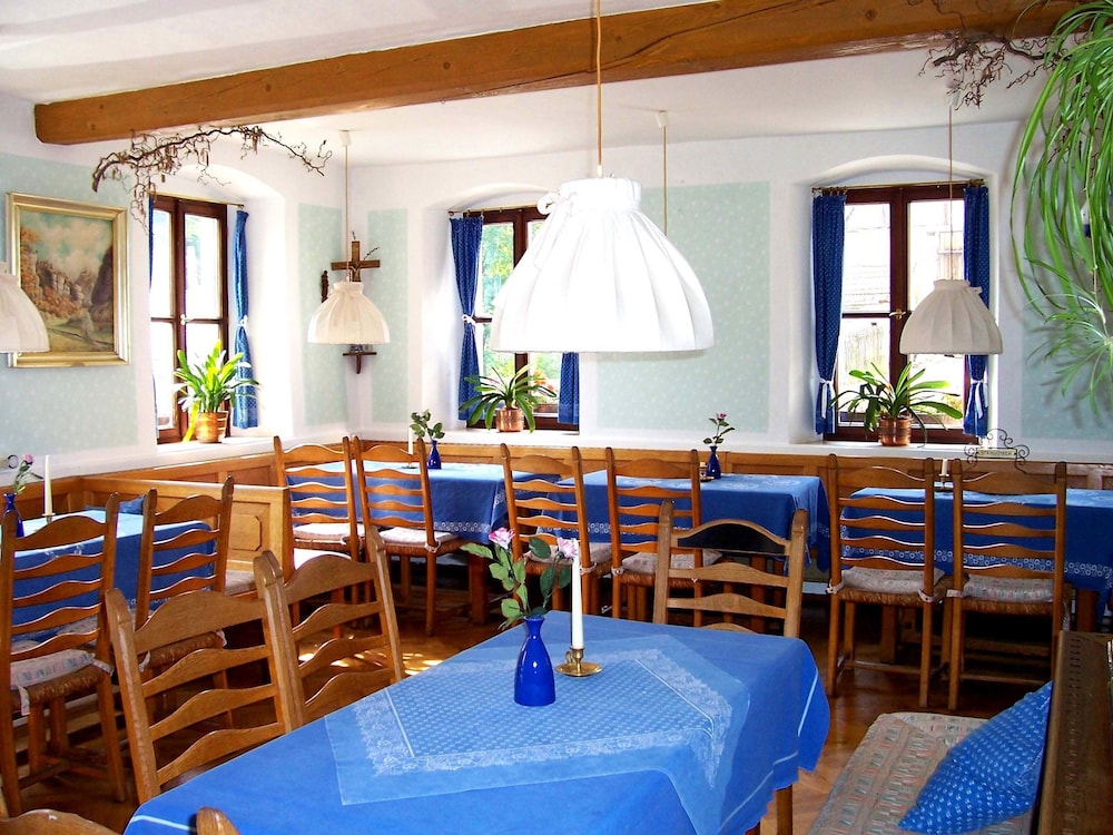 Hotel Krone 42/51